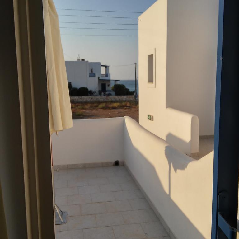 Bocamviglies By The Sea Hotel Naousa  Bagian luar foto