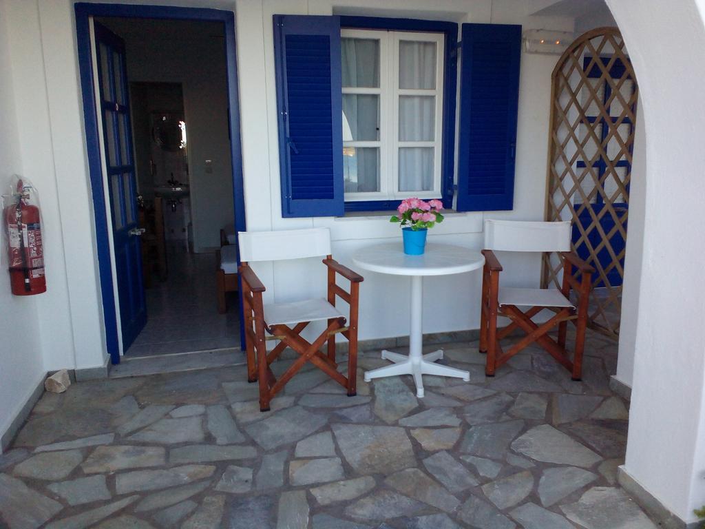 Bocamviglies By The Sea Hotel Naousa  Bagian luar foto