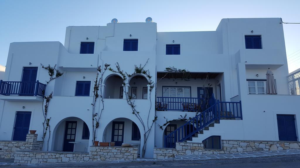 Bocamviglies By The Sea Hotel Naousa  Bagian luar foto