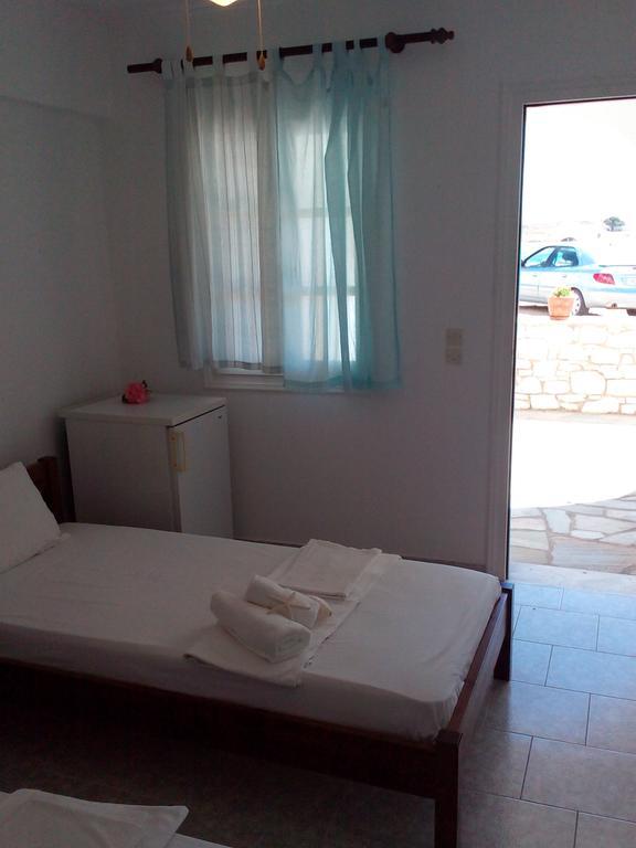 Bocamviglies By The Sea Hotel Naousa  Bagian luar foto