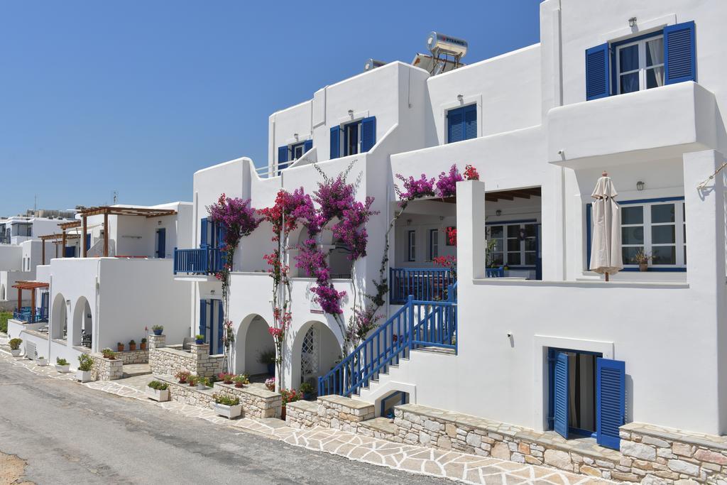 Bocamviglies By The Sea Hotel Naousa  Bagian luar foto