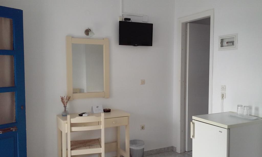 Bocamviglies By The Sea Hotel Naousa  Bagian luar foto