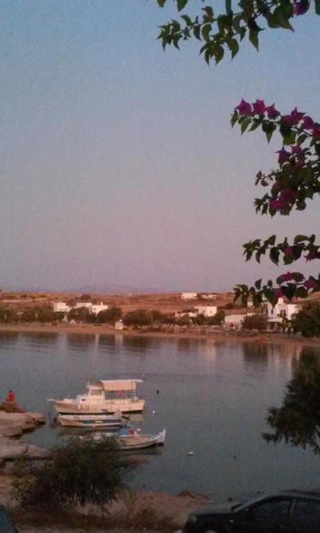 Bocamviglies By The Sea Hotel Naousa  Bagian luar foto